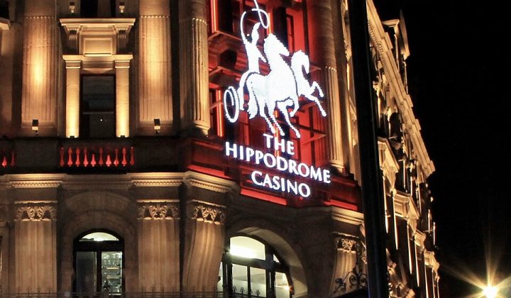 Jugador de Poker Demanda a Casino de Londres por Prohibición de “Hit-and-Run