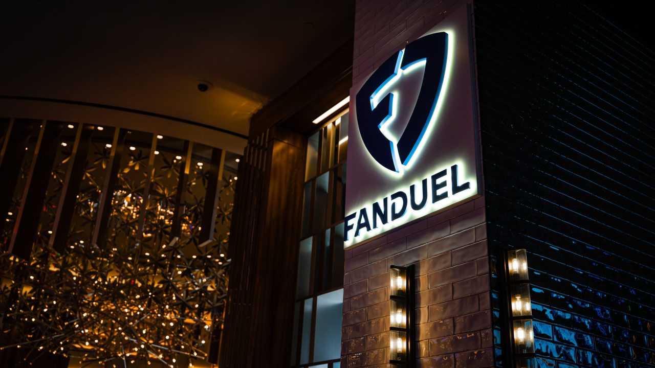 PokerStars y FanDuel Ofrecen Torneos con Grandes Garantías para Jugadores Latinoamericanos