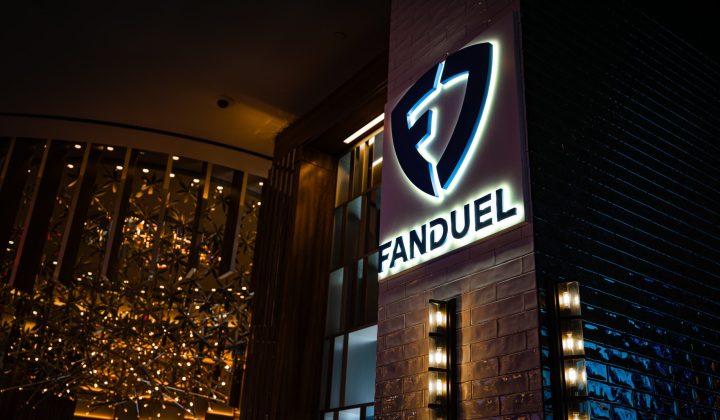 PokerStars y FanDuel Ofrecen Torneos con Grandes Garantías para Jugadores Latinoamericanos