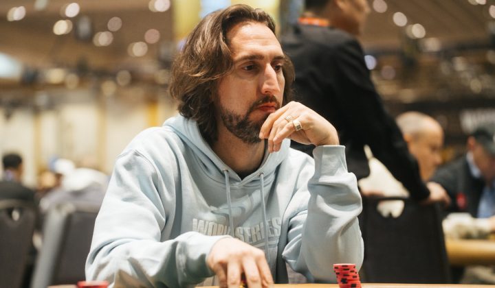 Jugador de póker y presentador de deportes, Nick Wright, se niega a vender un boleto de apuestas deportivas de $2 millones