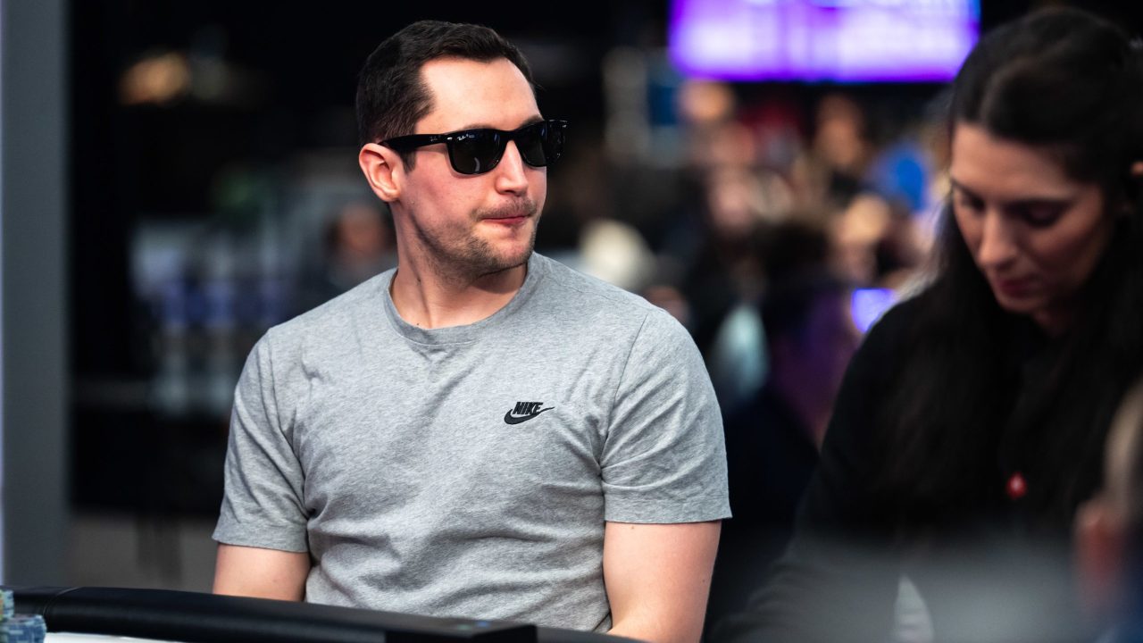 Bernhard Binder Lidera Tras la Eliminación de Eychenne en el Evento Principal del EPT Montecarlo