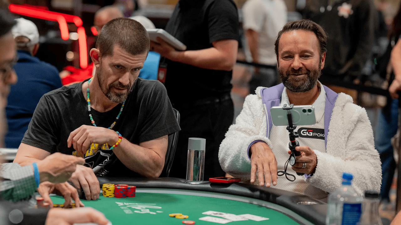 Daniel Negreanu y Gus Hansen protagonizan un eco de 20 años en las WSOP