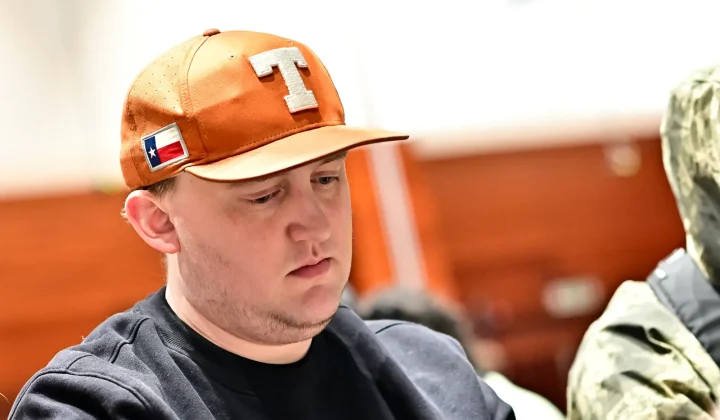 ‘Texas Mike’ traci fortunę w jednym rozdaniu pokera: blisko 2 miliony dolarów w puli