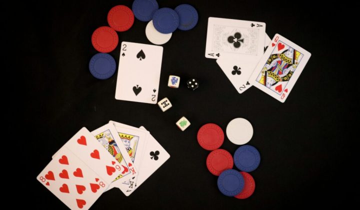 Unia X Poker: Klucz do rozwoju klubów i płynności gier