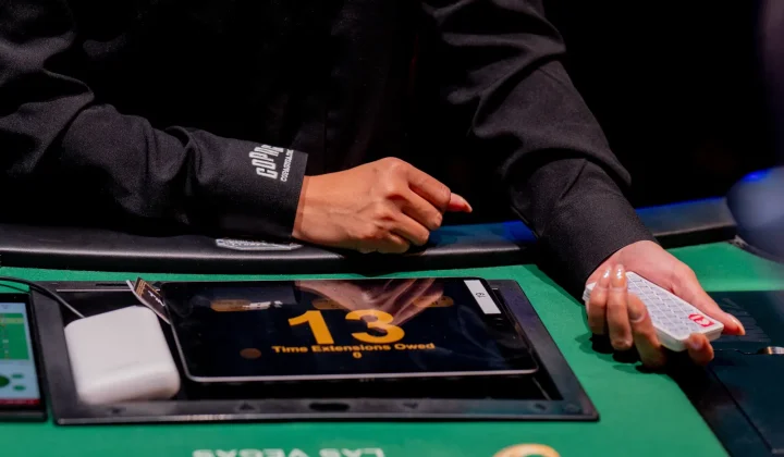 Zegary Akcji Wprowadzone w Głębokiej Fazie WSOP Main Event