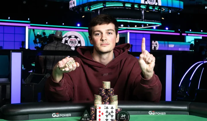 Myles Mullaly se alza con el brazalete de las WSOP en el Super Turbo Bounty