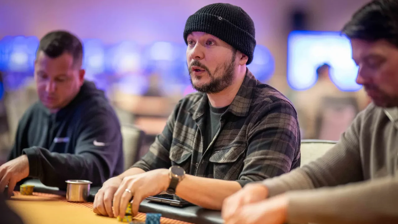 Tim Pool asegura que gana más de US$100 por hora en mesas de cash game de bajas apuestas