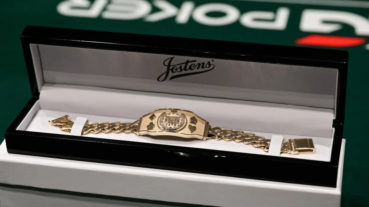 Raphael Caixeta gana el primer brazalete de la WSOP Online 2026 en GGPoker