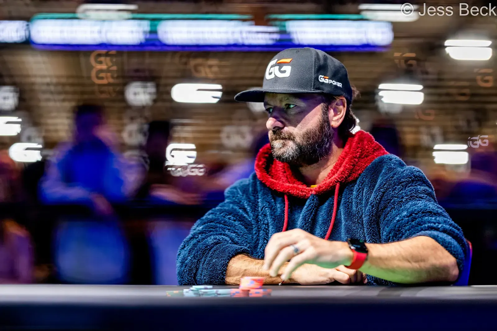 Daniel Negreanu jugando en la mesa final del WSOP Online High Roller Championship en GGPoker