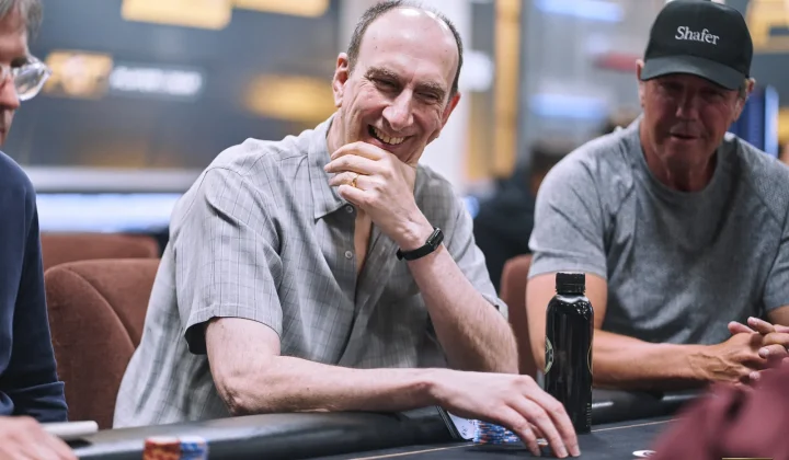 Erik Seidel, leyenda del póker, finalista en torneo de backgammon tras más de 40 años