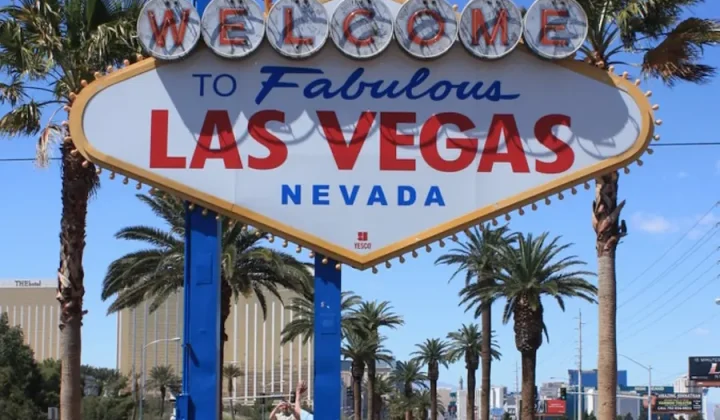 Cómo las salas de póker de Las Vegas mantienen a los jugadores locales regresando